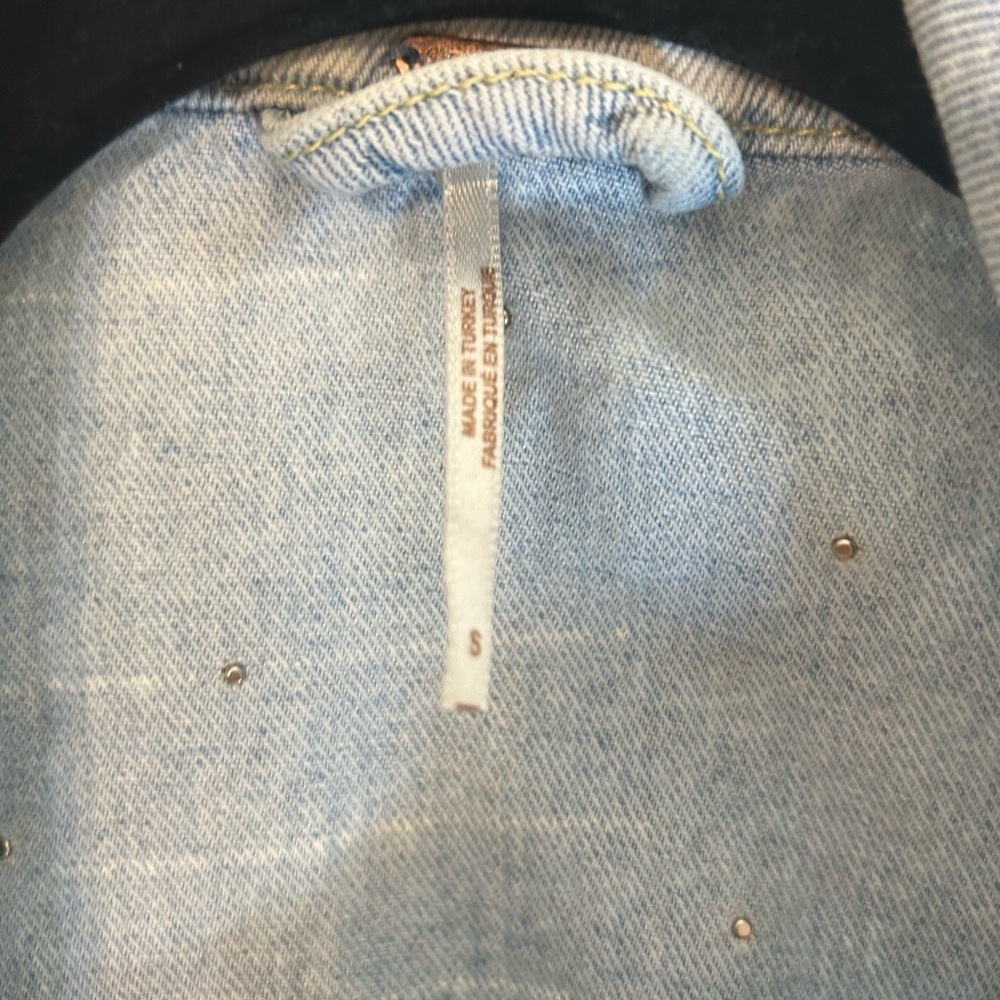Women’s Free People Pearl Distressed Jacket Oversized Small - Picture 2 of 3